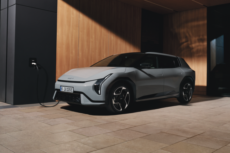 Kia EV3, Frontansicht, Seitenansicht links, Seitenansicht rechts