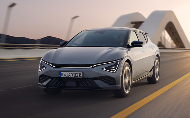 Elektro- und Hybridfahrzeuge