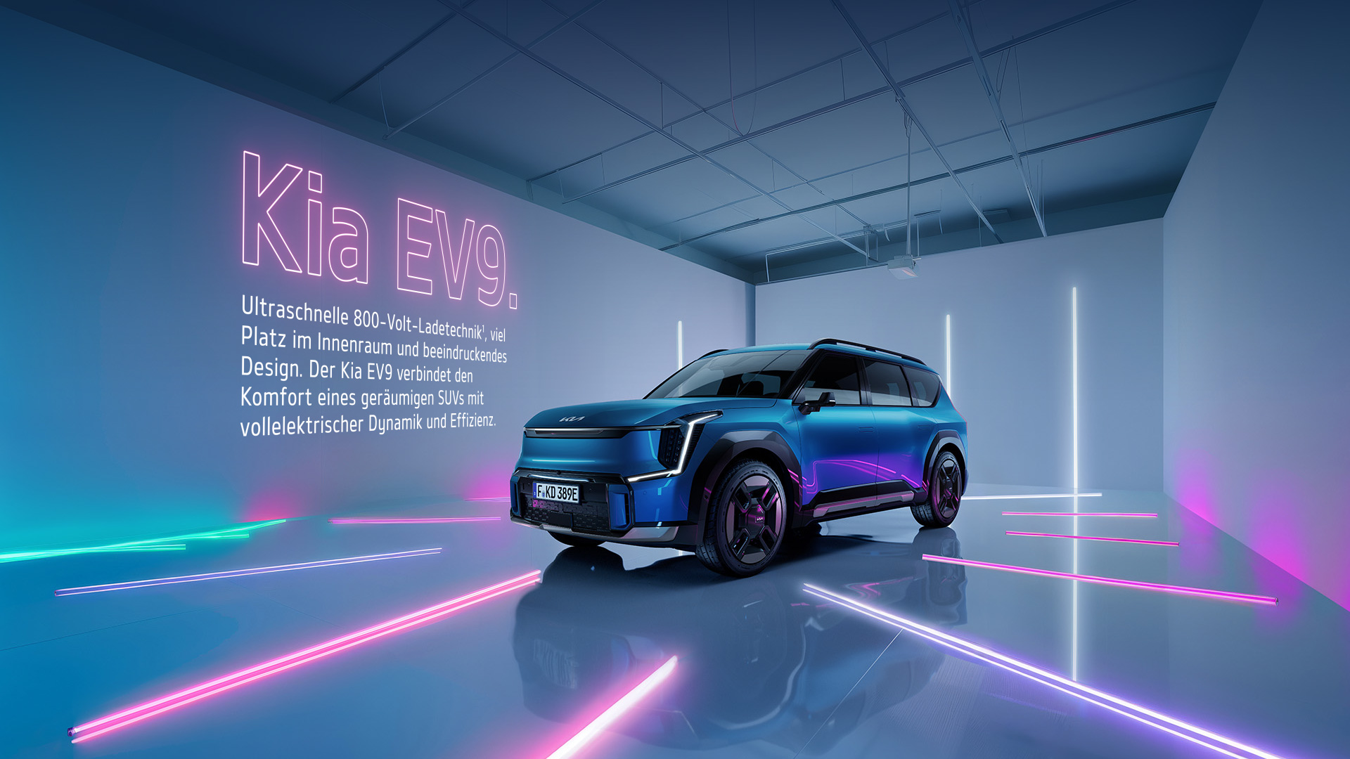 Kia EV9 schräg von vorne mit Neon-Lichtern