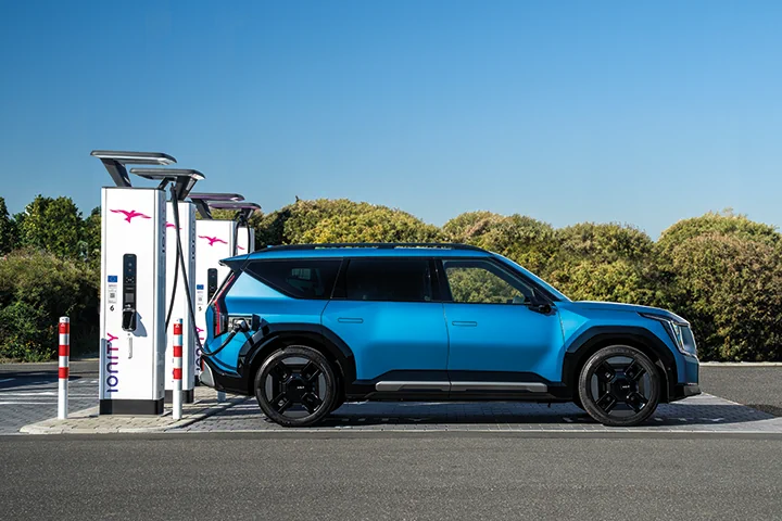 Kia EV9 an Ladestation
