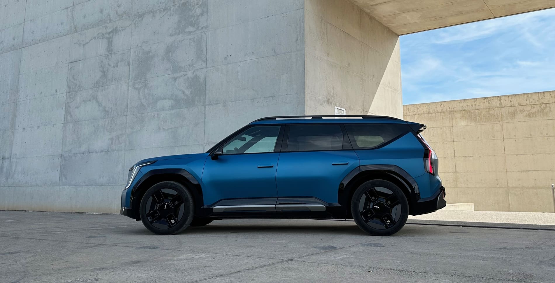 Kia EV9 de perfil
