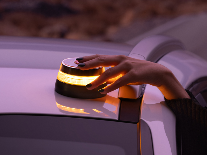 Luz de emergencia Baliza v16