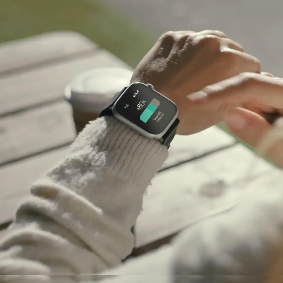 Kia App on smartwatch