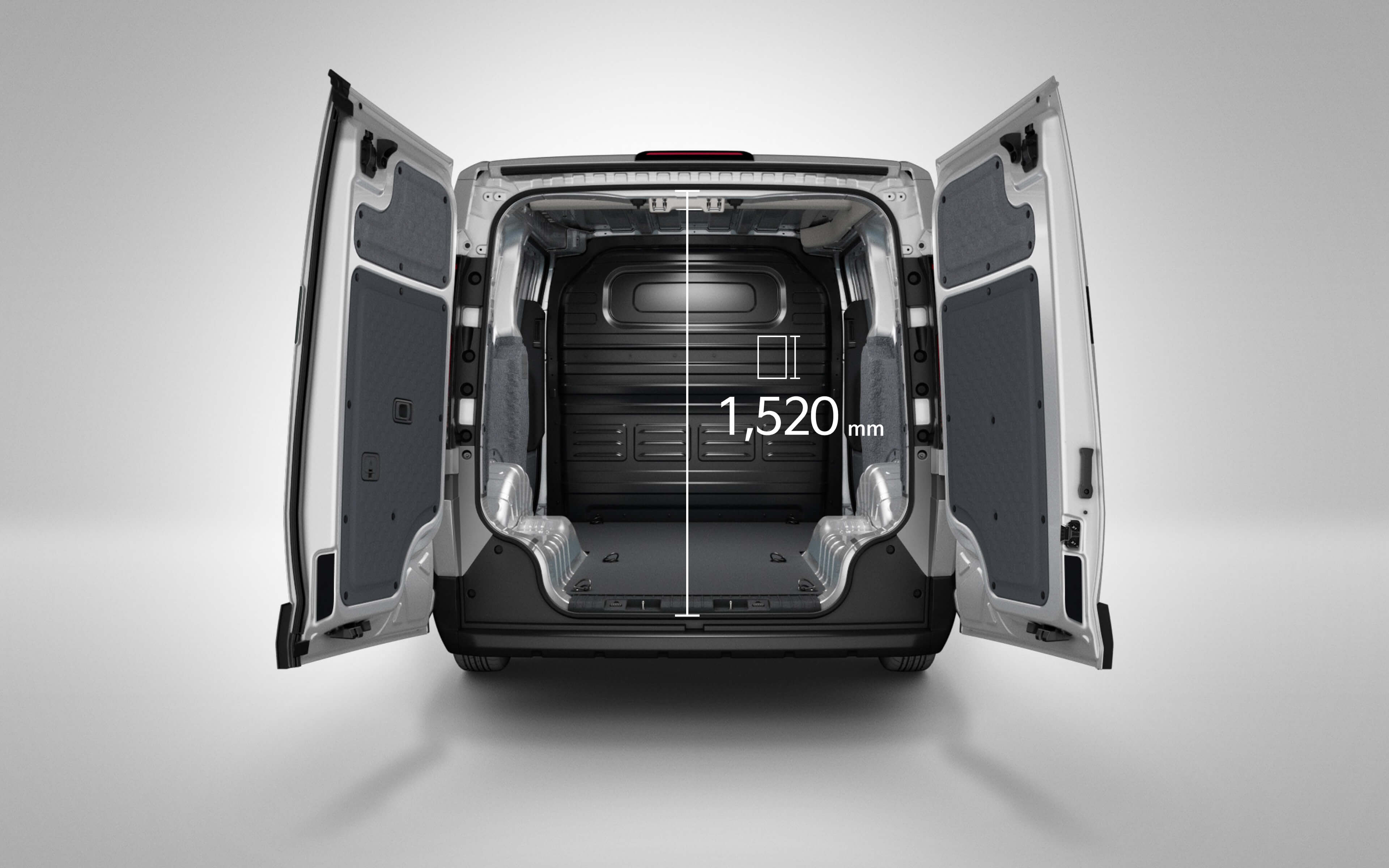 Vista posteriore di Kia PV5 Cargo con entrambe le porte posteriori aperte per mostrare lo spazio di carico