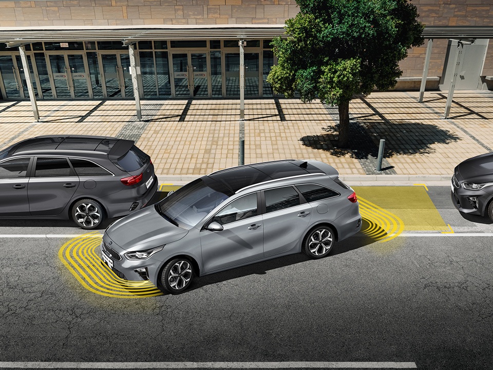 kia ceed sportswagon plug-in hybrid rear view camera and  parking guide with smart parking assist