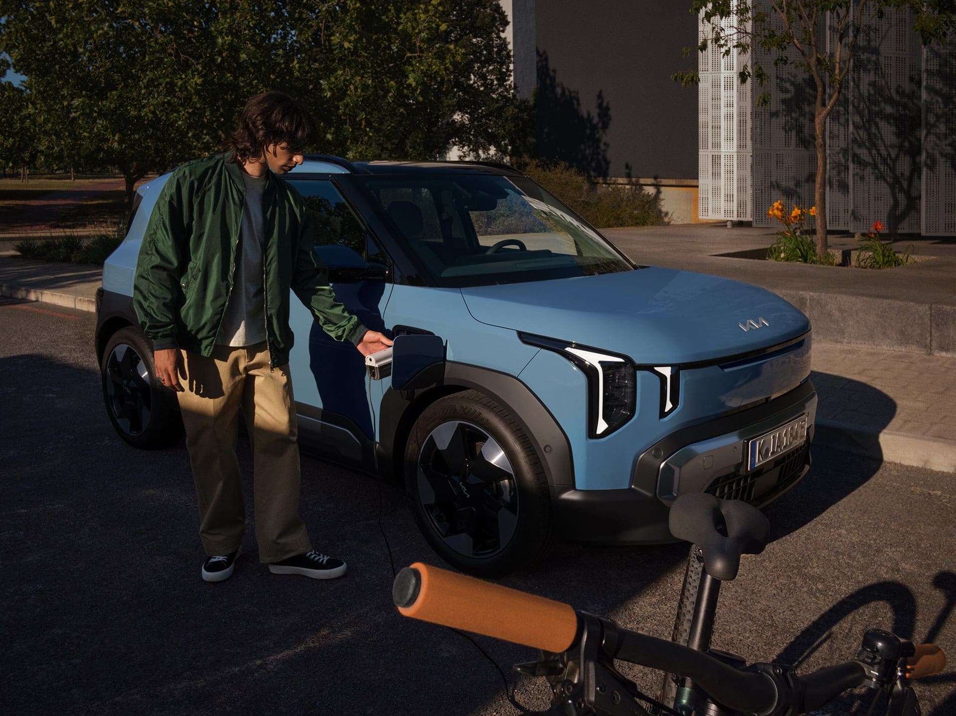 Obojsmerné nabíjanie: Výkon tam, kde ho potrebuješ.