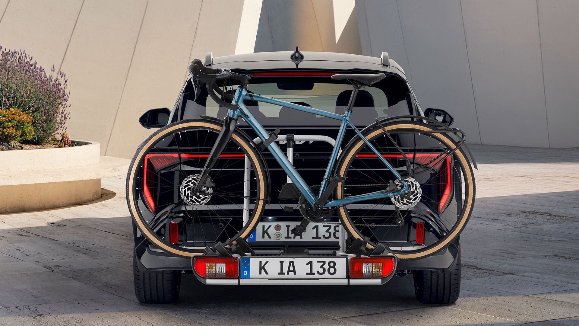 Hak holowniczy i uchwyt do transportu rowerów