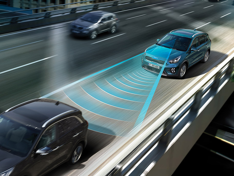 Kia Niro Plug-in Hybrid Forward Collision-Avoidance Assist 