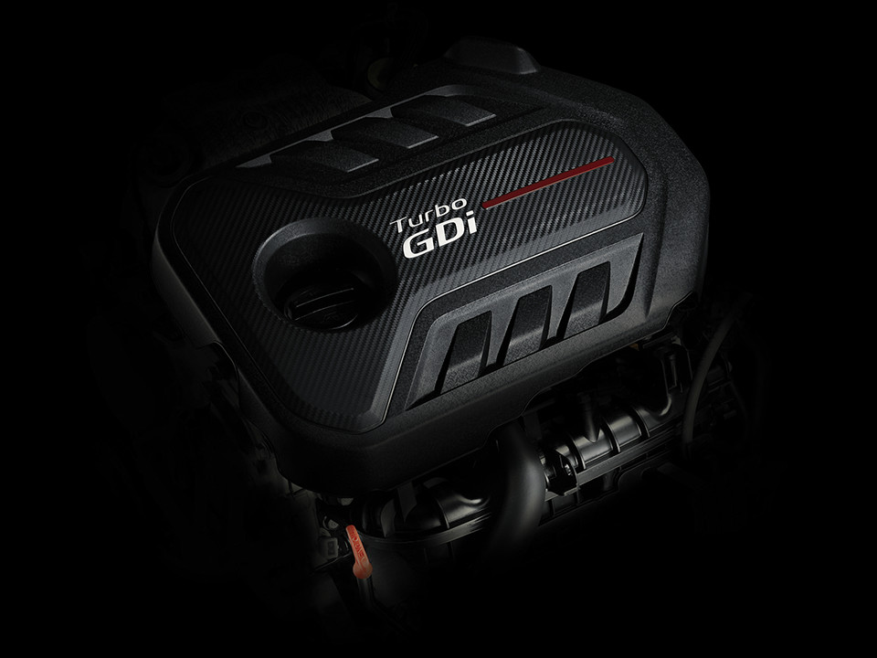 Kia Optima GT 2.0 T-GDi engine 