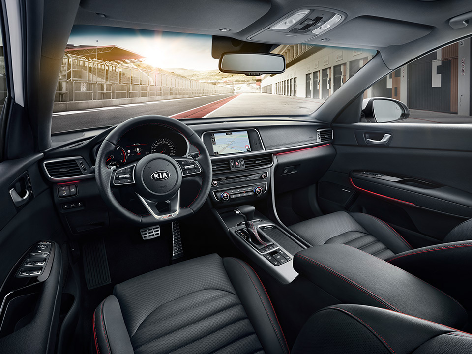 Kia Optima Sportswagon GT Line interior 