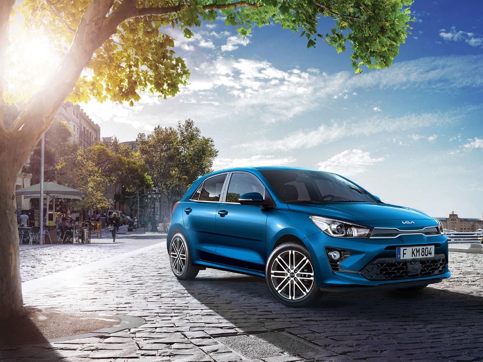 Lower your emissions – without compromising on anything. - Kia Rio Mild Hybrid powertrain