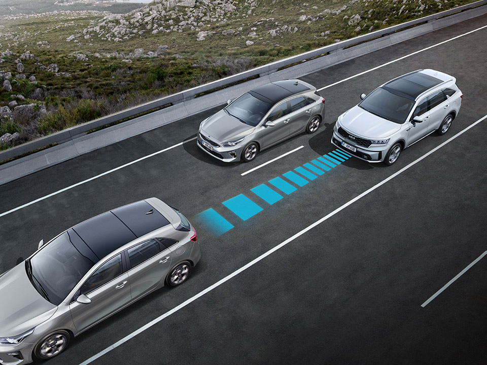 Régulateur de vitesse intelligent (SCC) avec Stop & Go
