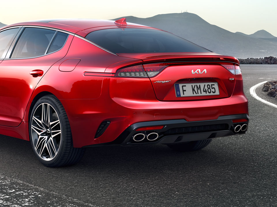 New Kia Stinger GT Smart Power Tailgate