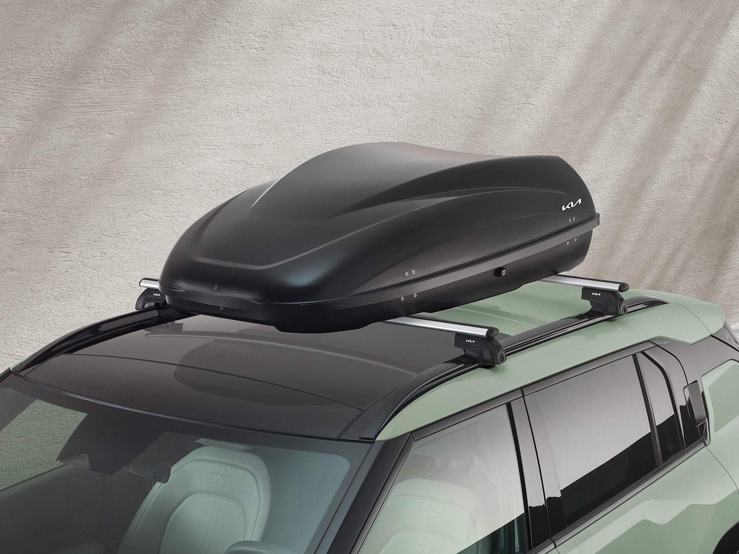 Roof box 330