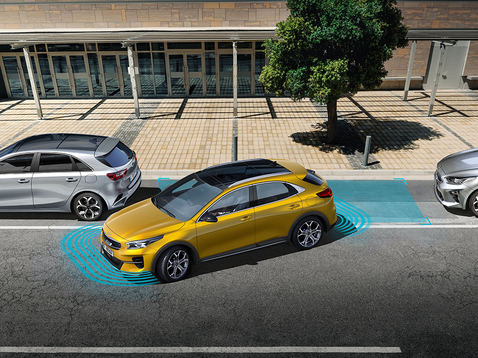 Kia XCeed with smart parking assist