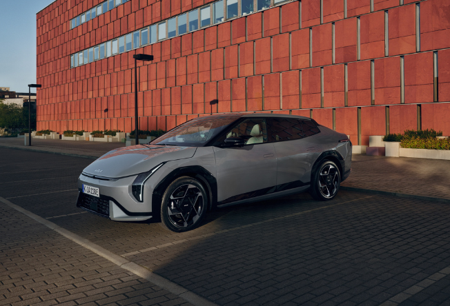 ev4-fastback-offer-w - 1