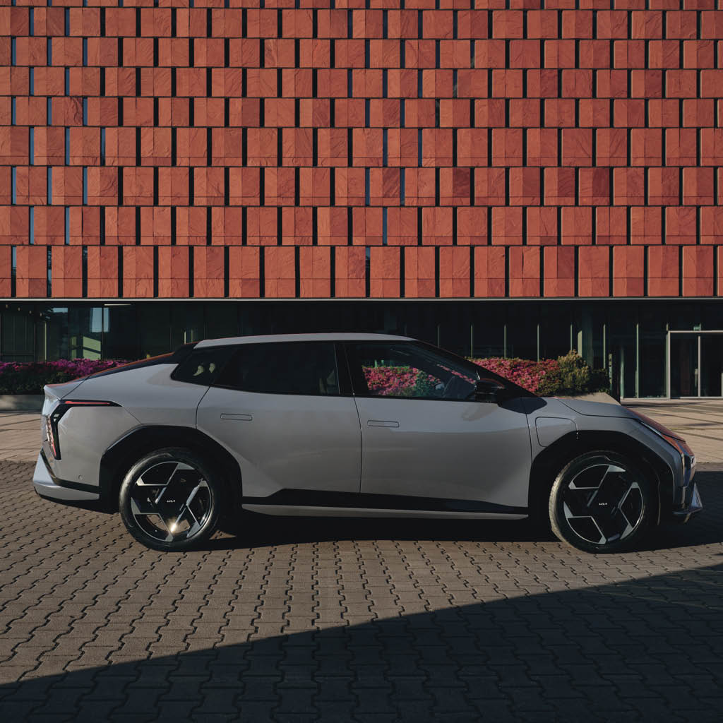 Kia EV4 fastback
