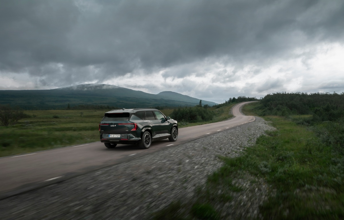 Upptäck nya Kia EV3, EV4 och EV5 AWD.