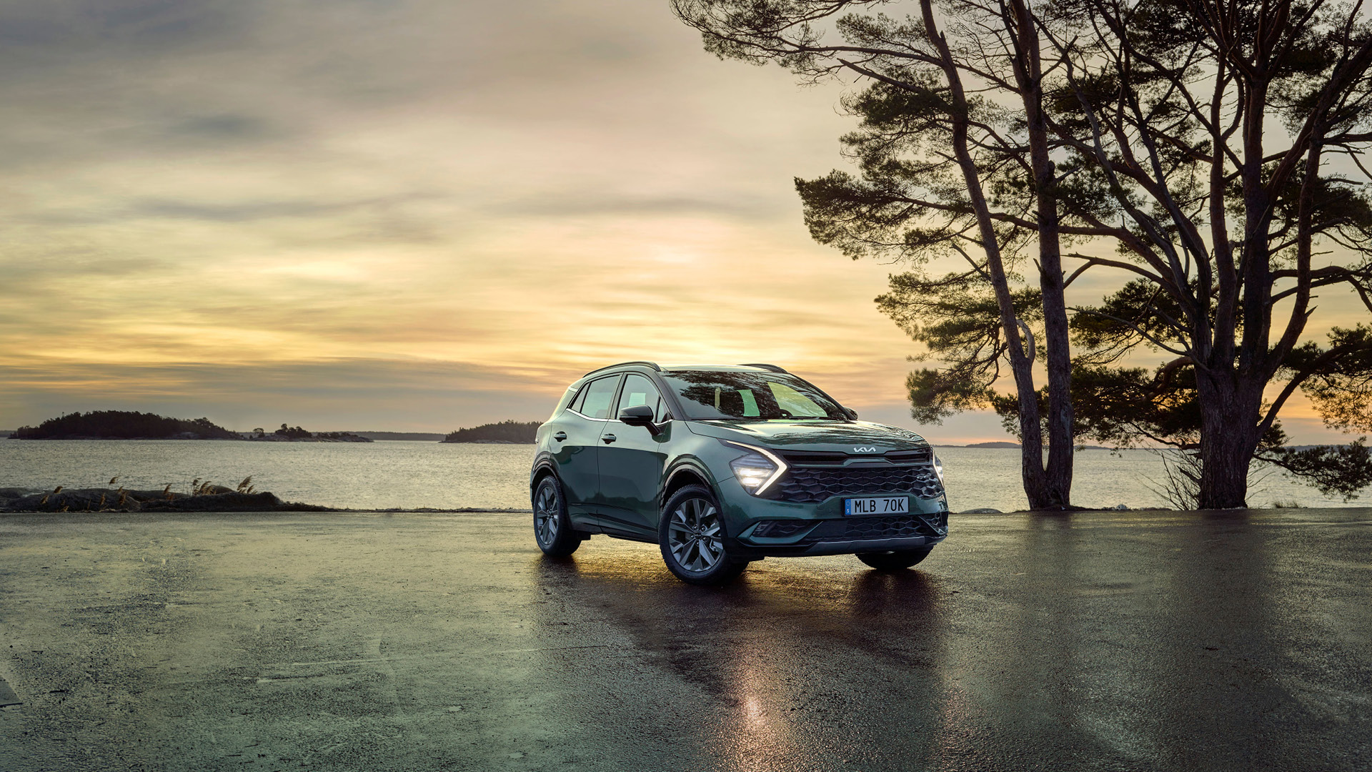 Kia Sportage i soluppgången.