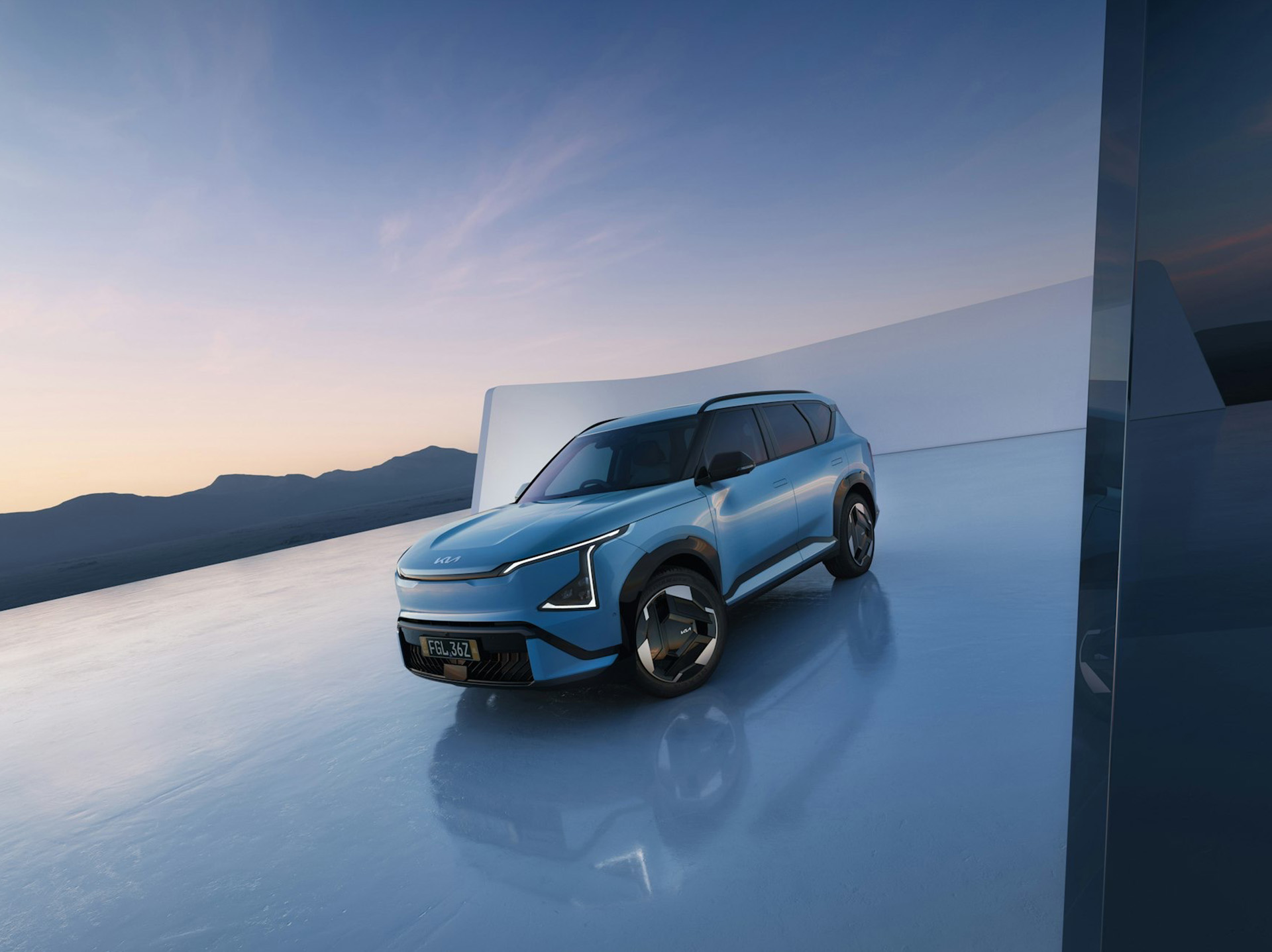 Standout Side & Rear Design 